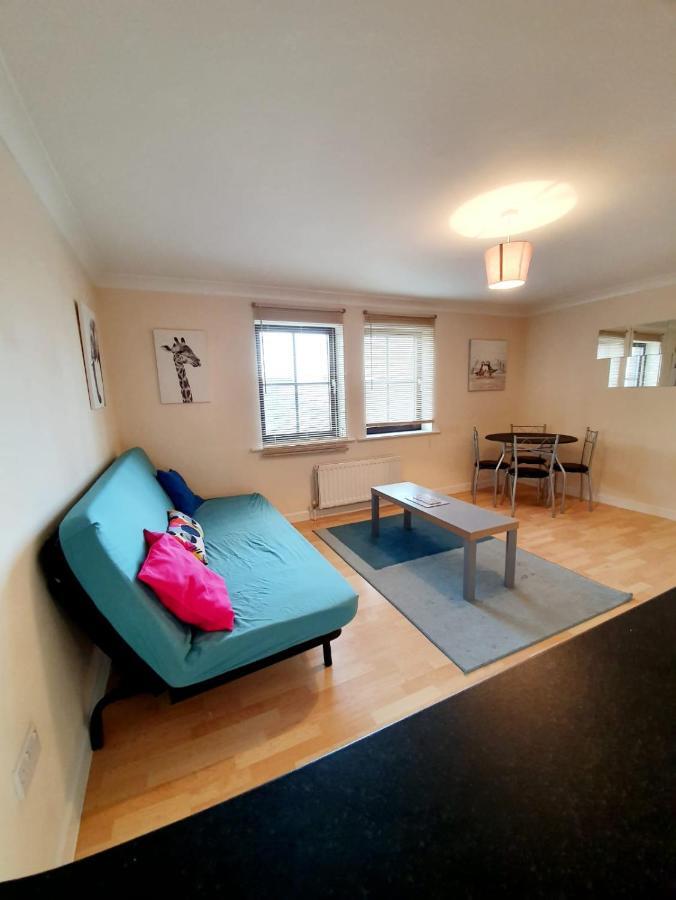 Chelmsford Town Centre Apartments With Car Parking Exteriör bild