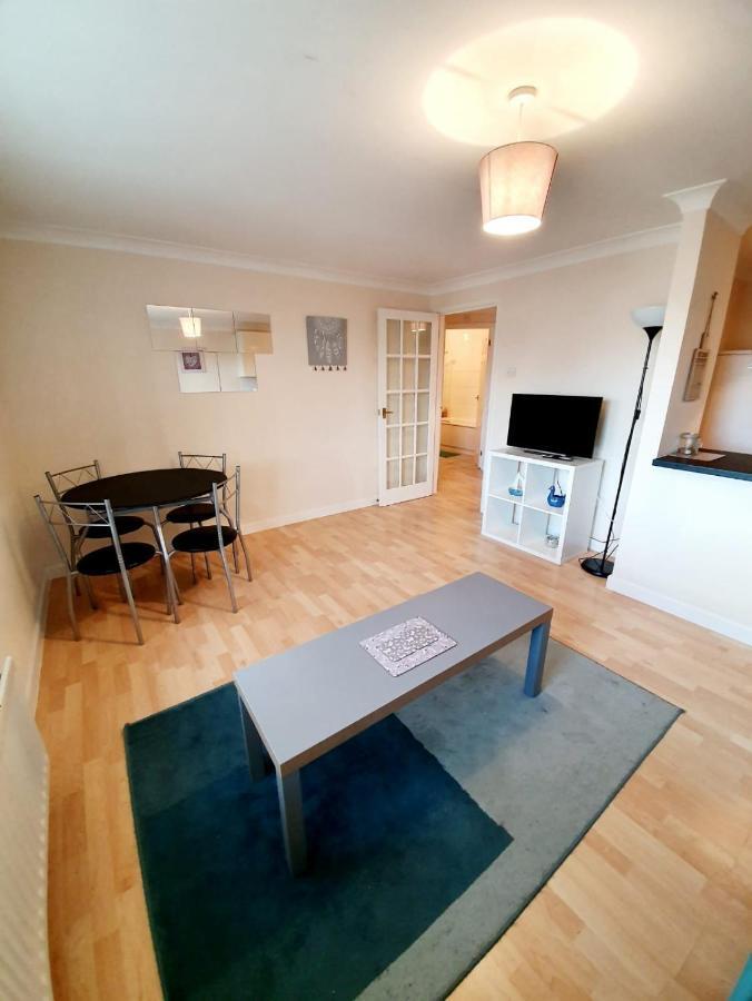 Chelmsford Town Centre Apartments With Car Parking Exteriör bild