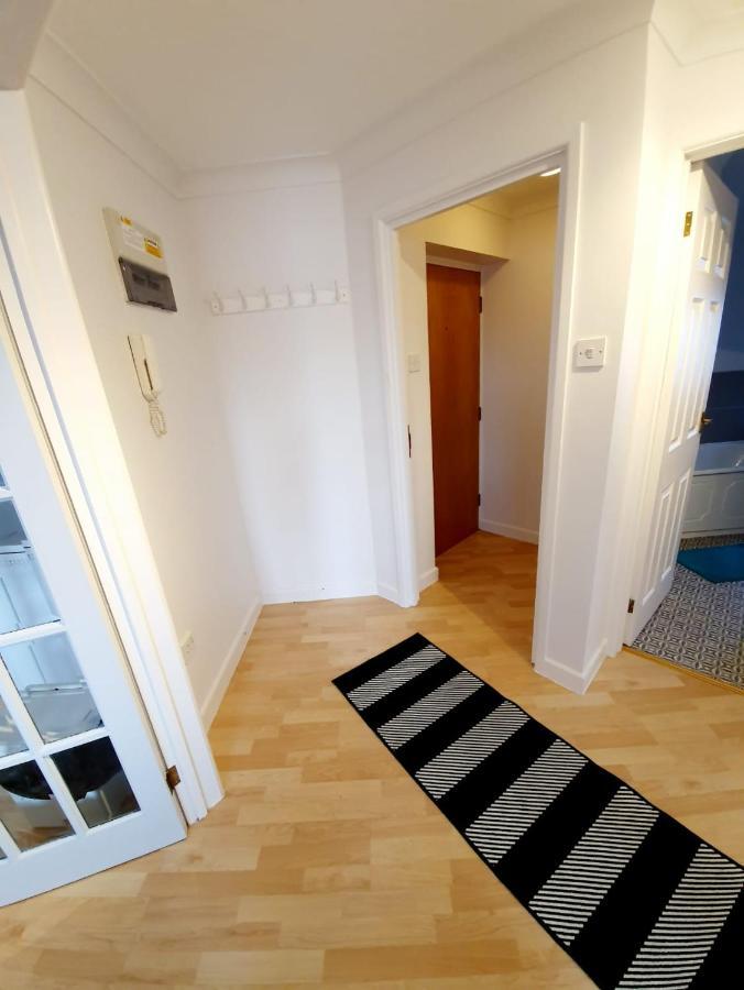 Chelmsford Town Centre Apartments With Car Parking Exteriör bild